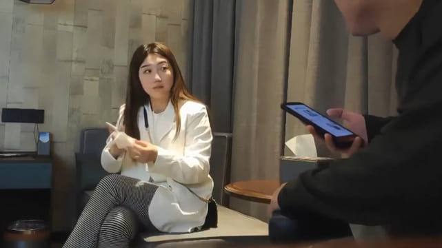 成都约操小姐姐，靓妹胸大叫声真是太骚了，掰开大腿抽插细节完美呈现-步宾探花