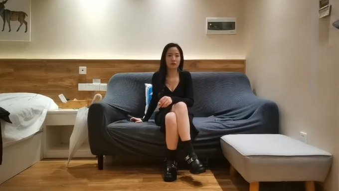 黄先生探花 骚气妹子 摸奶子口交吃鸡 上位骑乘翘起屁股后入大力猛操