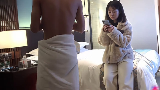 杏吧老王 7 网约18岁兼职学生妹，前凸后翘可爱萝莉音