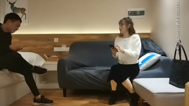 黄先生 风骚丰满名媛 口交大鸡巴 穿上白丝让小哥放肆蹂躏爆草