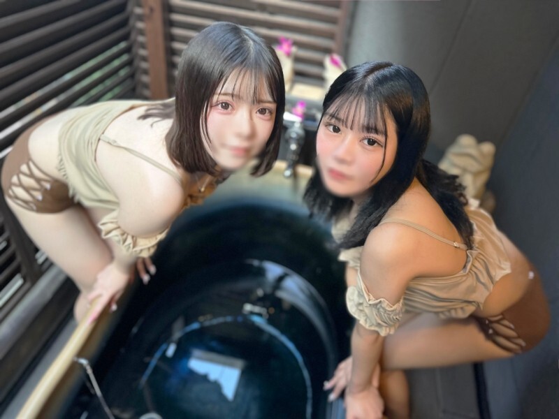FC2PPV-4508319 逆强制3P性爱 两个巨乳美女喝醉对着肉棒为所欲为的口交，为了谁能被内射中出而争吵抢着争宠