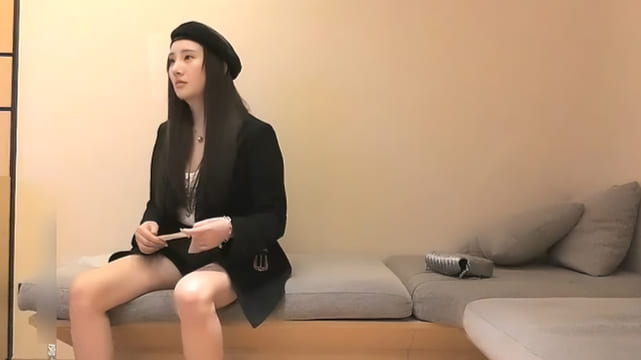 【小宝探花】约了个高颜值气质黑衣妹子啪啪，舌吻互摸调情后入抽插大力猛操