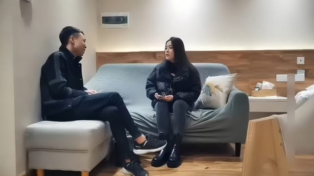 黄先生探花 闷骚肉感小姐姐 穿上黑丝先抠后操各种姿势啪啪