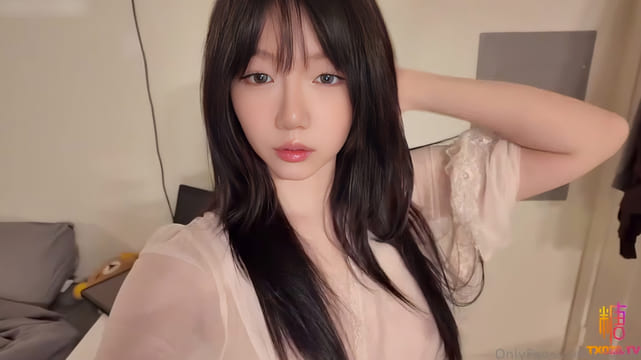 反差少女 高颜值混血福利姬 aryminh 私拍视频勾引金主 被骗到酒店爆操暴力摧残 小骚逼都被操哭了#柚子